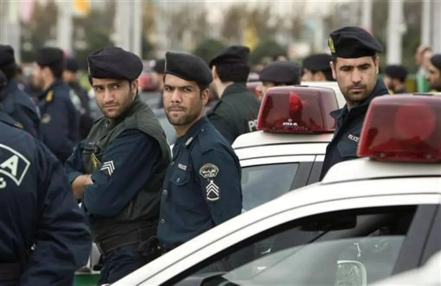  عناصر من القوات الإيرانية (أرشيفية - رويترز) 