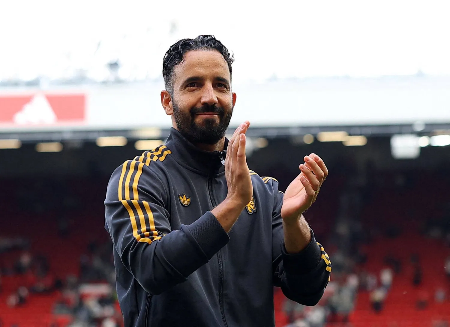 روبن أموريم مدرب مانشستر يونايتد (رويترز)