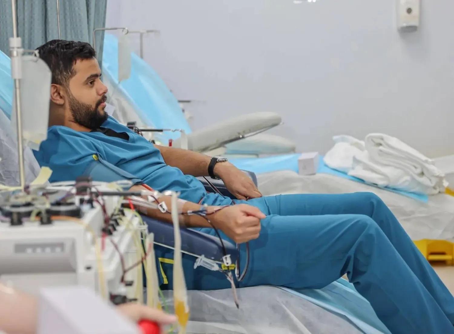 تقدم مراكز التبرع بالدم خدمات صحية آمنة تراعي أعلى معايير الجودة (واس)