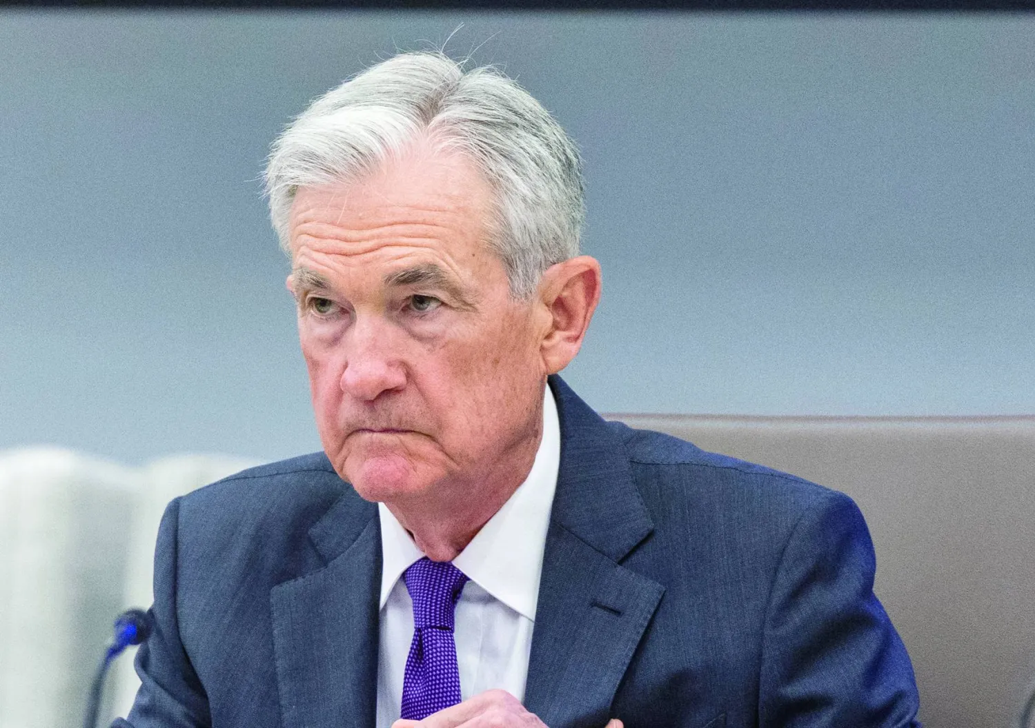 باول يفتح الباب أمام خفض الفائدة الأميركية في سبتمبر