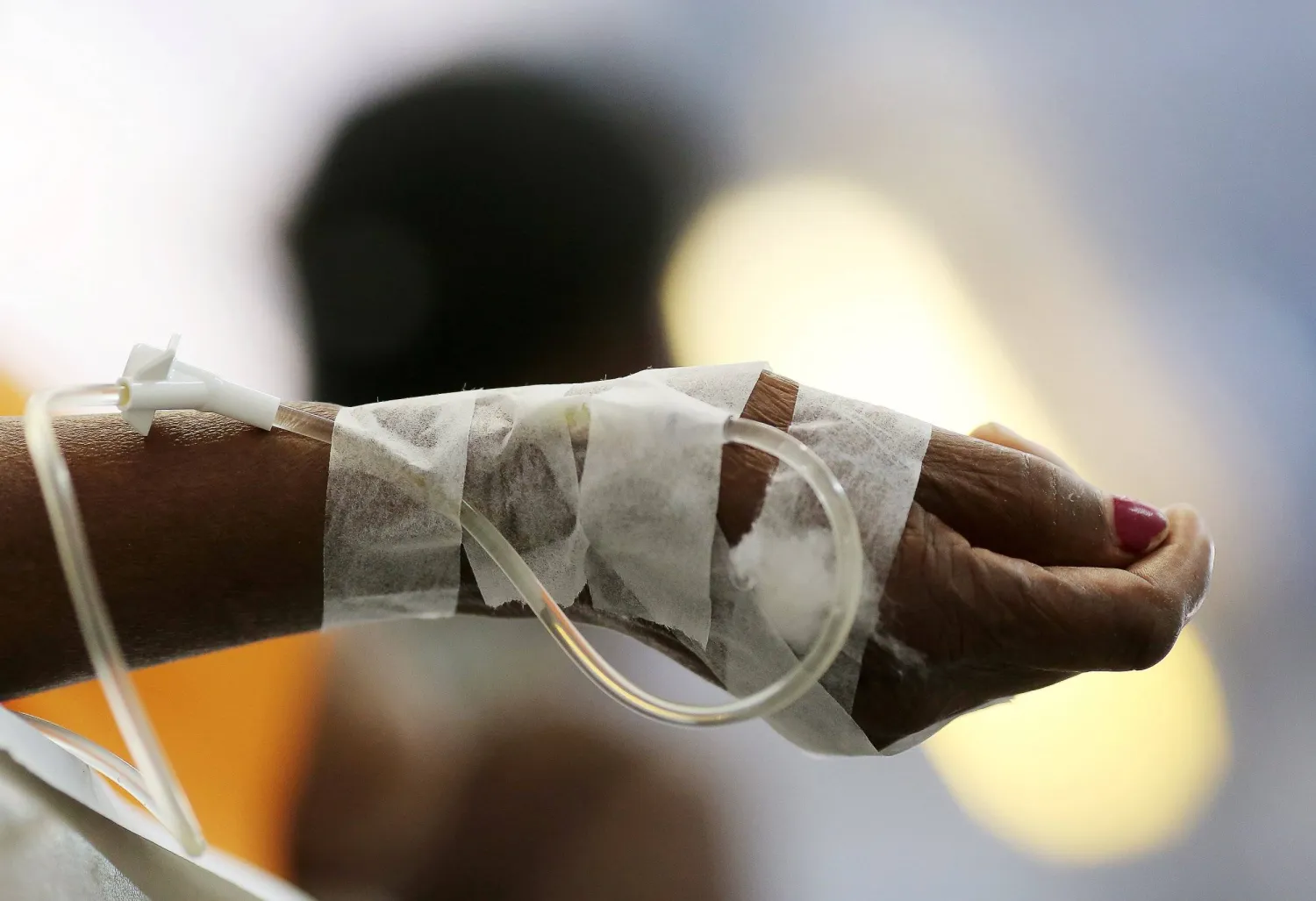 تكنولوجيا جديدة قد تسمح بالحقن السريع للأدوية (أرشيفية - رويترز)