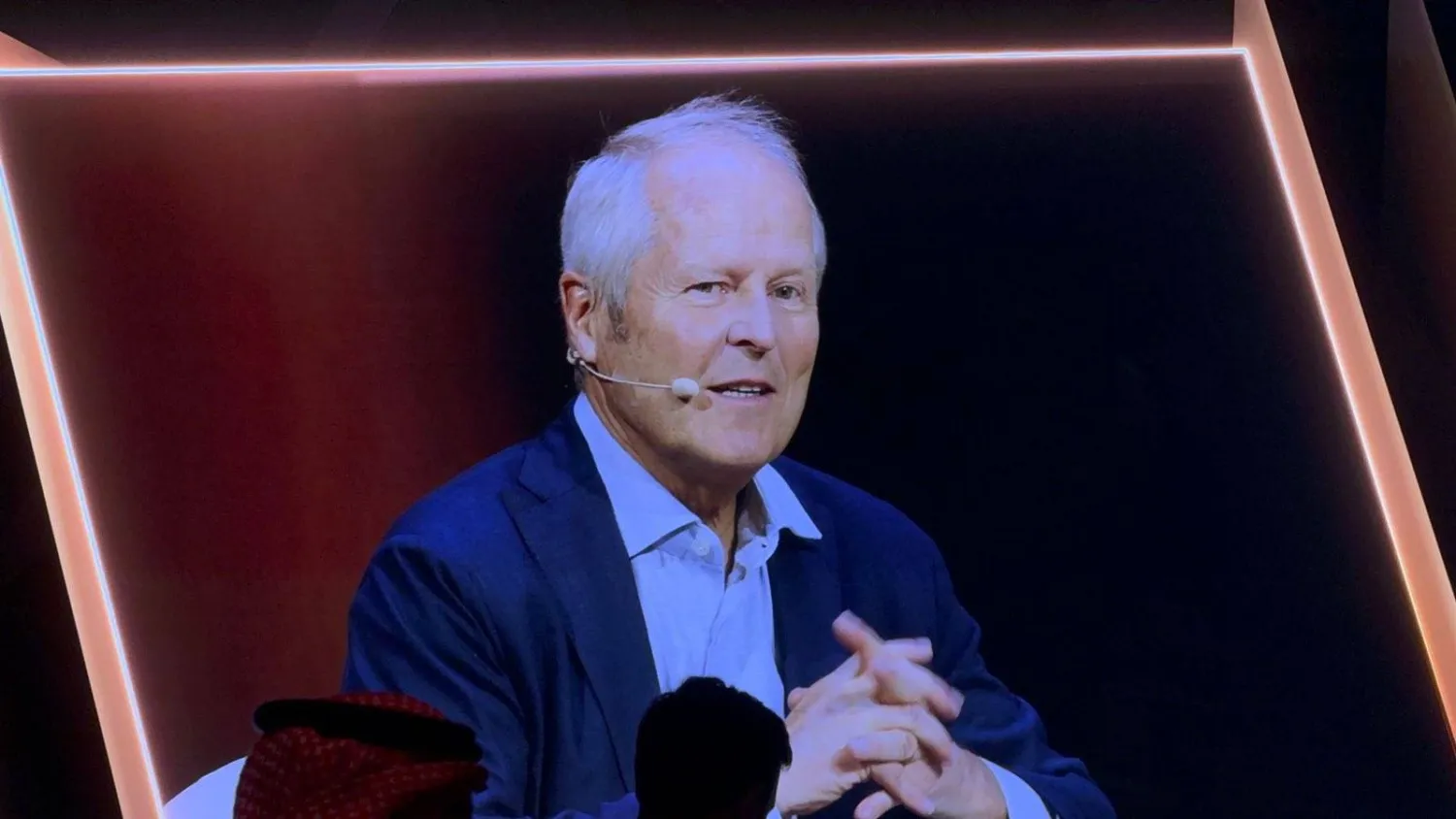 إيف غيليموت الرئيس التنفيذي والمؤسس المشارك لشركة «يوبيسوفت» خلال المؤتمر (الشرق الأوسط)