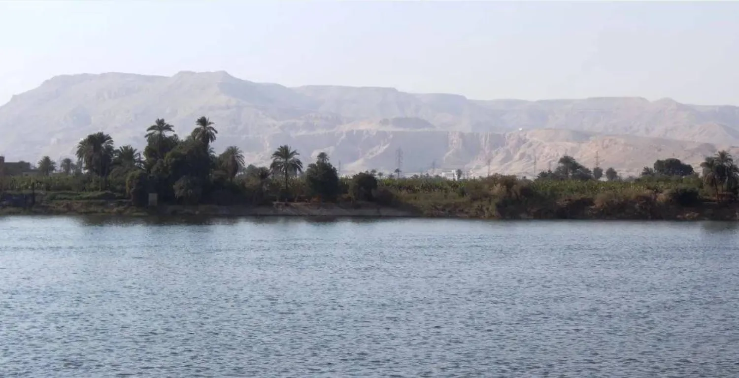 إحدى ضفاف نهر النيل بمدينة الأقصر المصرية (تصوير: عبد الفتاح فرج)