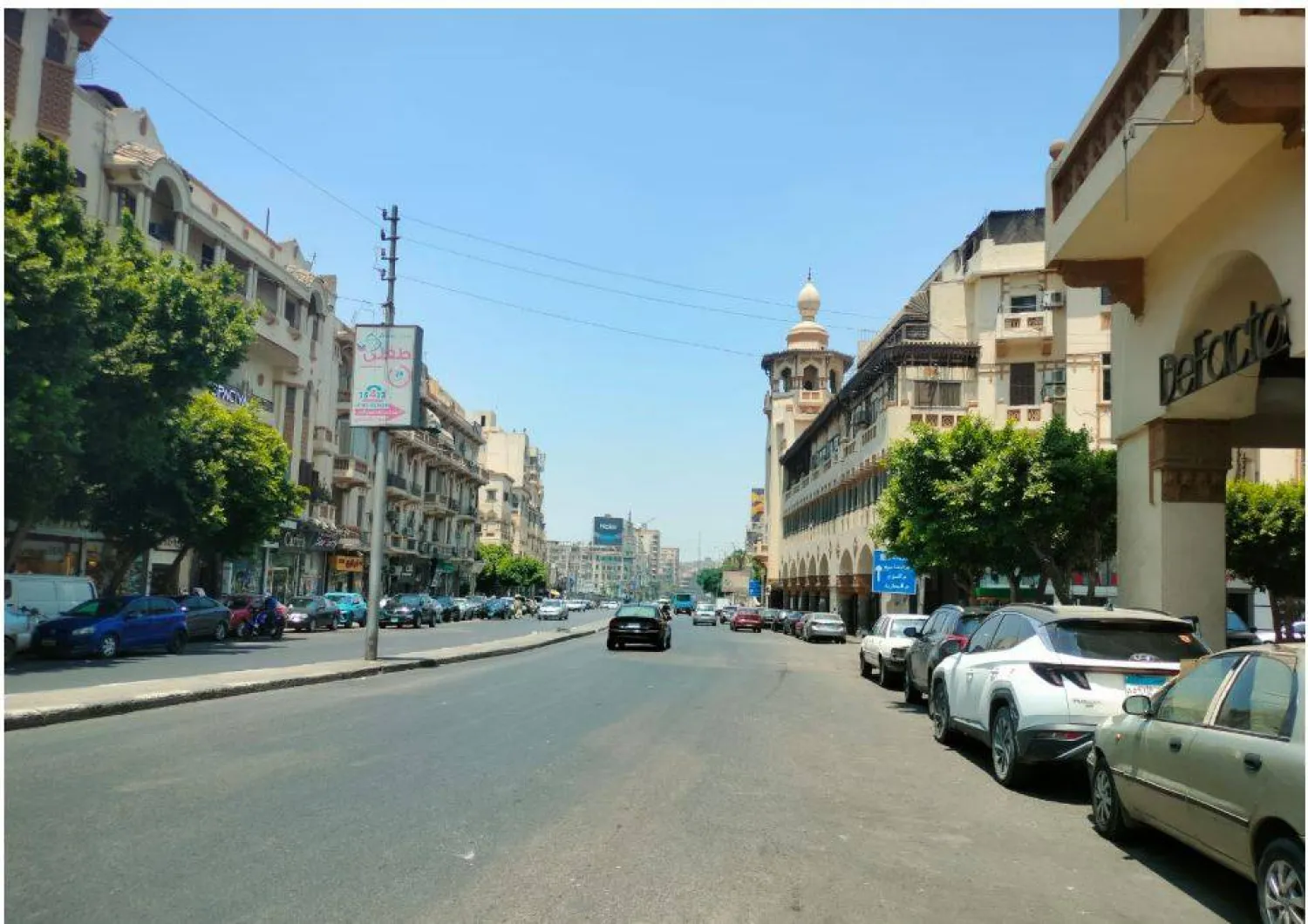 شوارع بالقاهرة تكاد تخلو من المارة تجنباً لموجة حر (الشرق الأوسط)