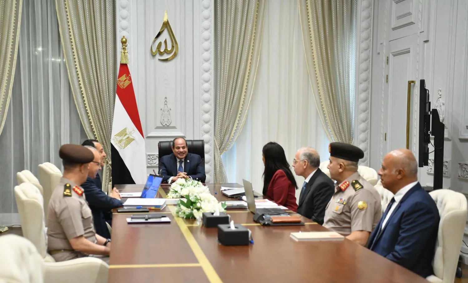 اجتماع رئاسي مصري لمتابعة الوضع المائي (الرئاسة المصرية)