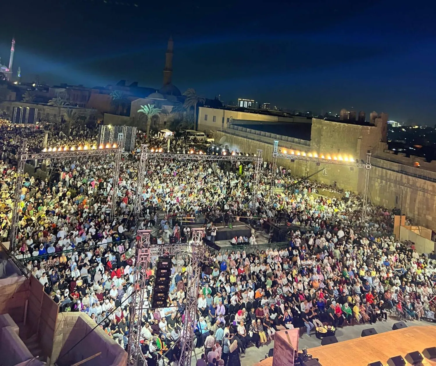 مهرجان القلعة للموسيقى والغناء (دار الأوبرا المصرية)
