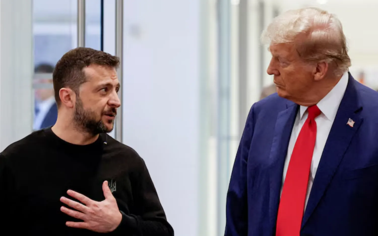 Republican presidential nominee and former U.S. President Donald Trump and Ukraine's President Volodymyr Zelenskiy meet at Trump Tower in New York City, US, September 27, 2024. REUTERS/Shannon Stapleton/File Photo