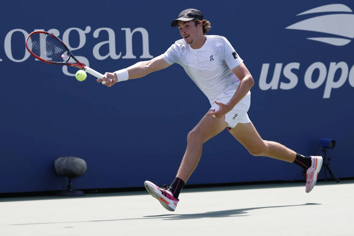 جواو فونسيكا يتألق في نيويورك (إ.ب.أ)