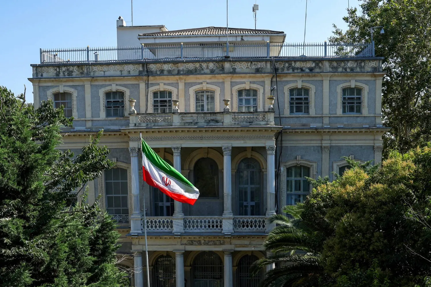 FILE PHOTO: General view of the Iranian Consulate where Iran holds nuclear talks with so-called E3 group of France, Britain and Germany, in Istanbul, Türkiye, July 25, 2025. REUTERS/Dilara Senkaya/File Photo