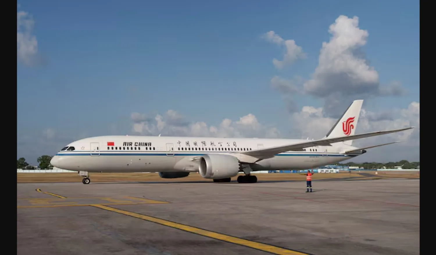 طائرة تابعة لشركة طيران «إير تشاينا» (رويترز)