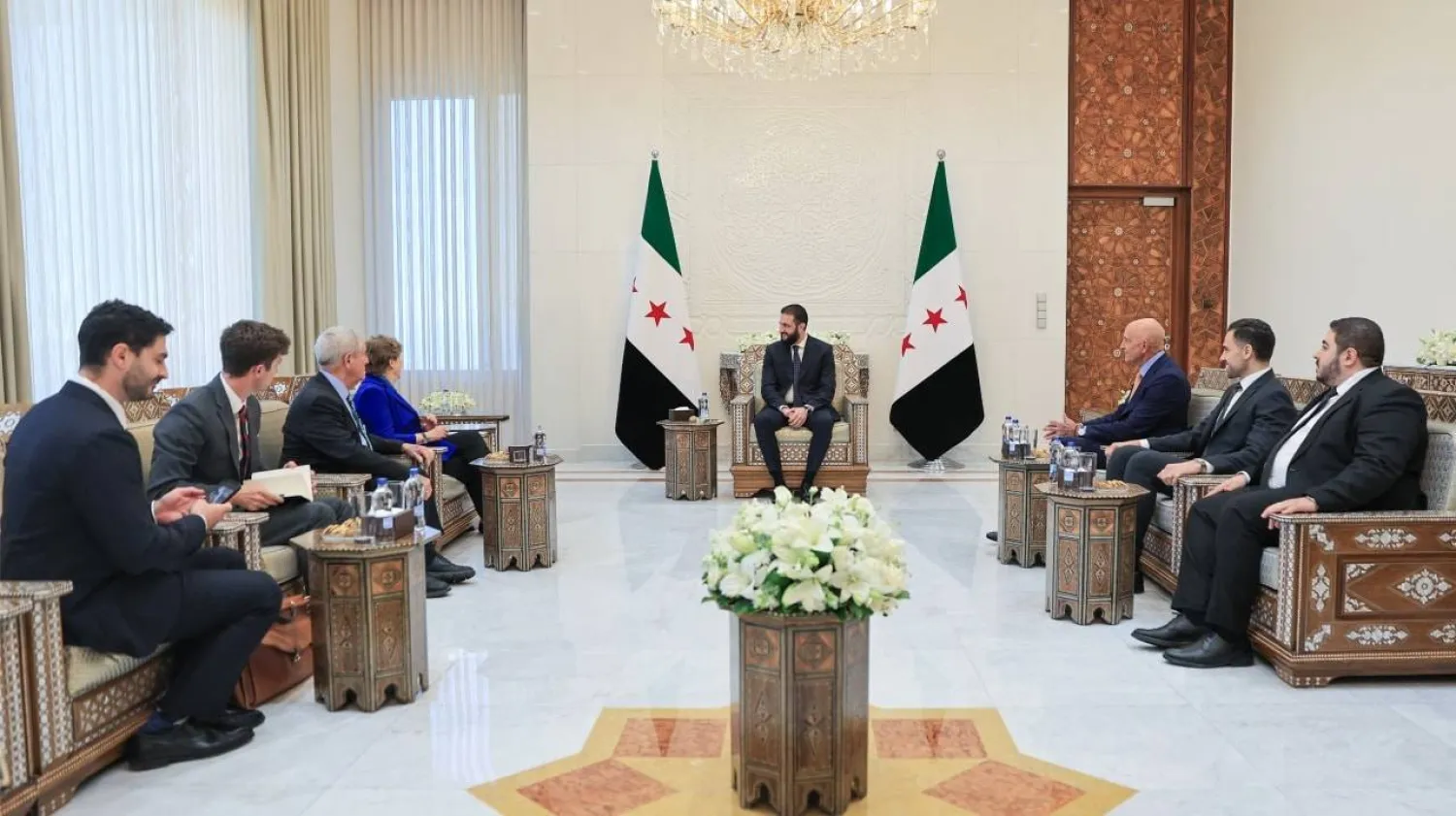 الرئيس السوري يستقبل الوفد الأميركي في وزارة الخارجية السورية (سانا)