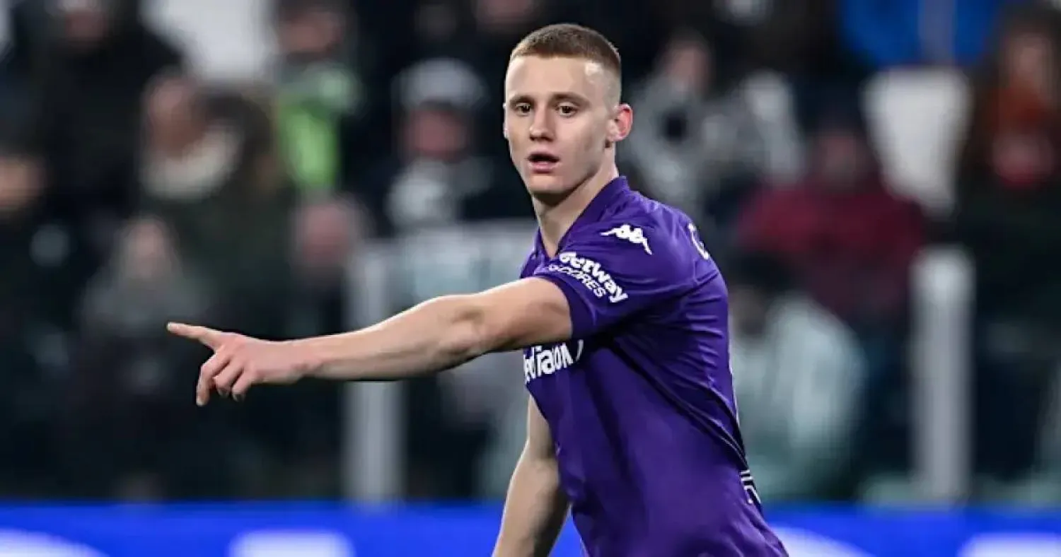 بيترو كوموزو (رويترز)