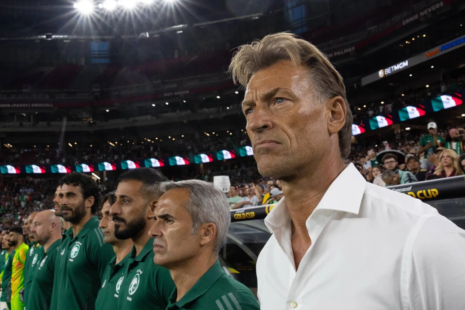 يتأهب الأخضر للملحق الآسيوي المؤهل لمونديال 2026 (الشرق الأوسط) 