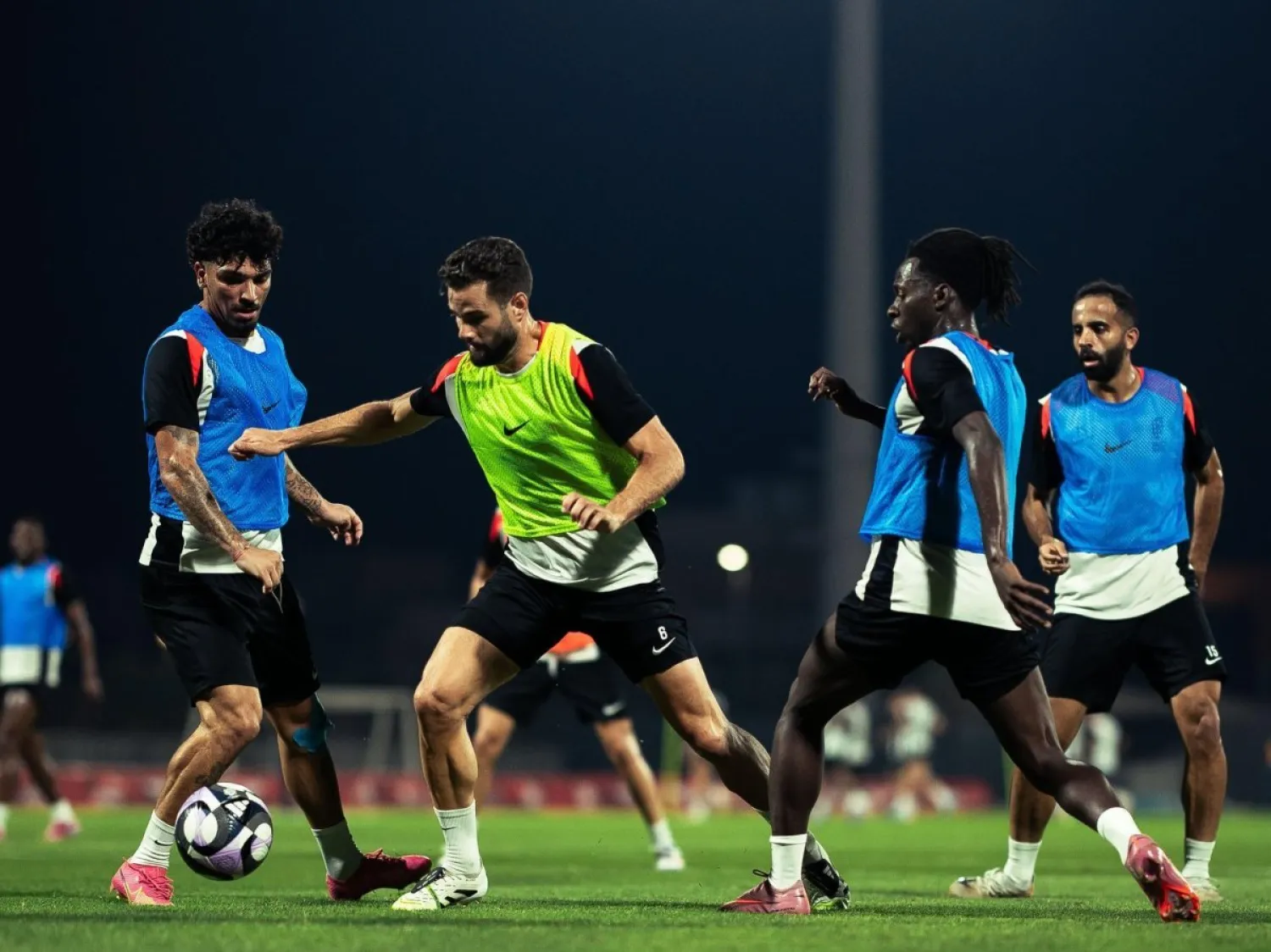 جانب من التدريبات التحضيرية للدوري السعودي (نادي القادسية)