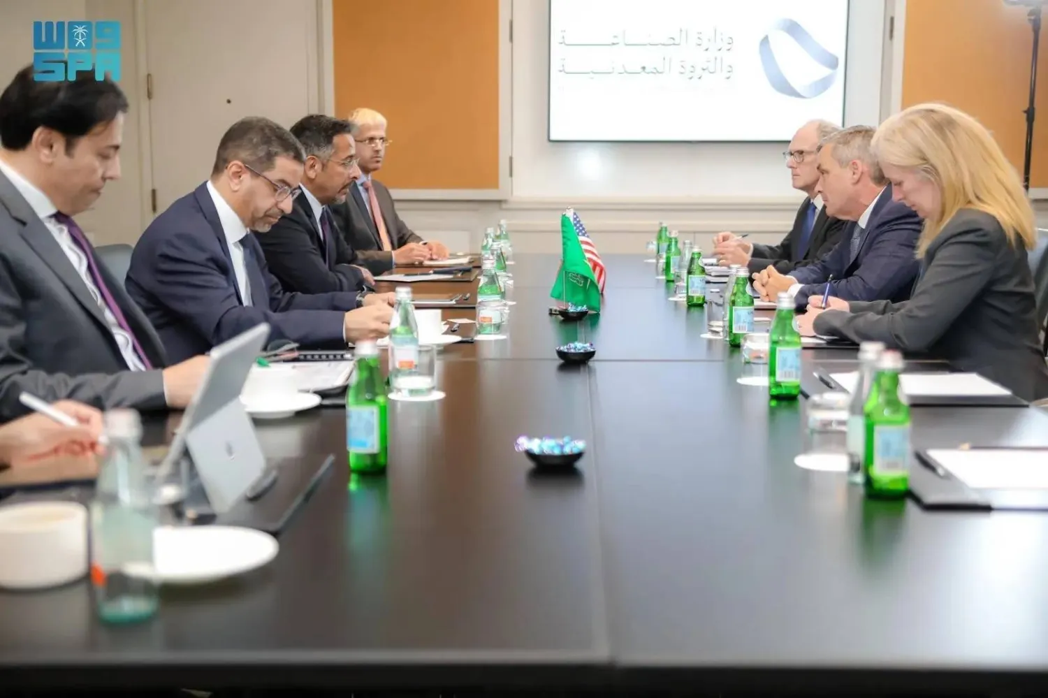 Saudi Minister of Industry and Mineral Resources Bandar Alkhorayef and other officials during one of his meetings. (SPA)