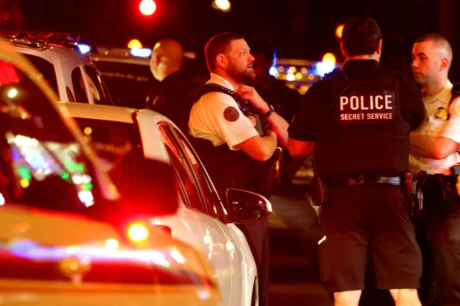 Washington DC sokaklarındaki ABD polisi (AFP)