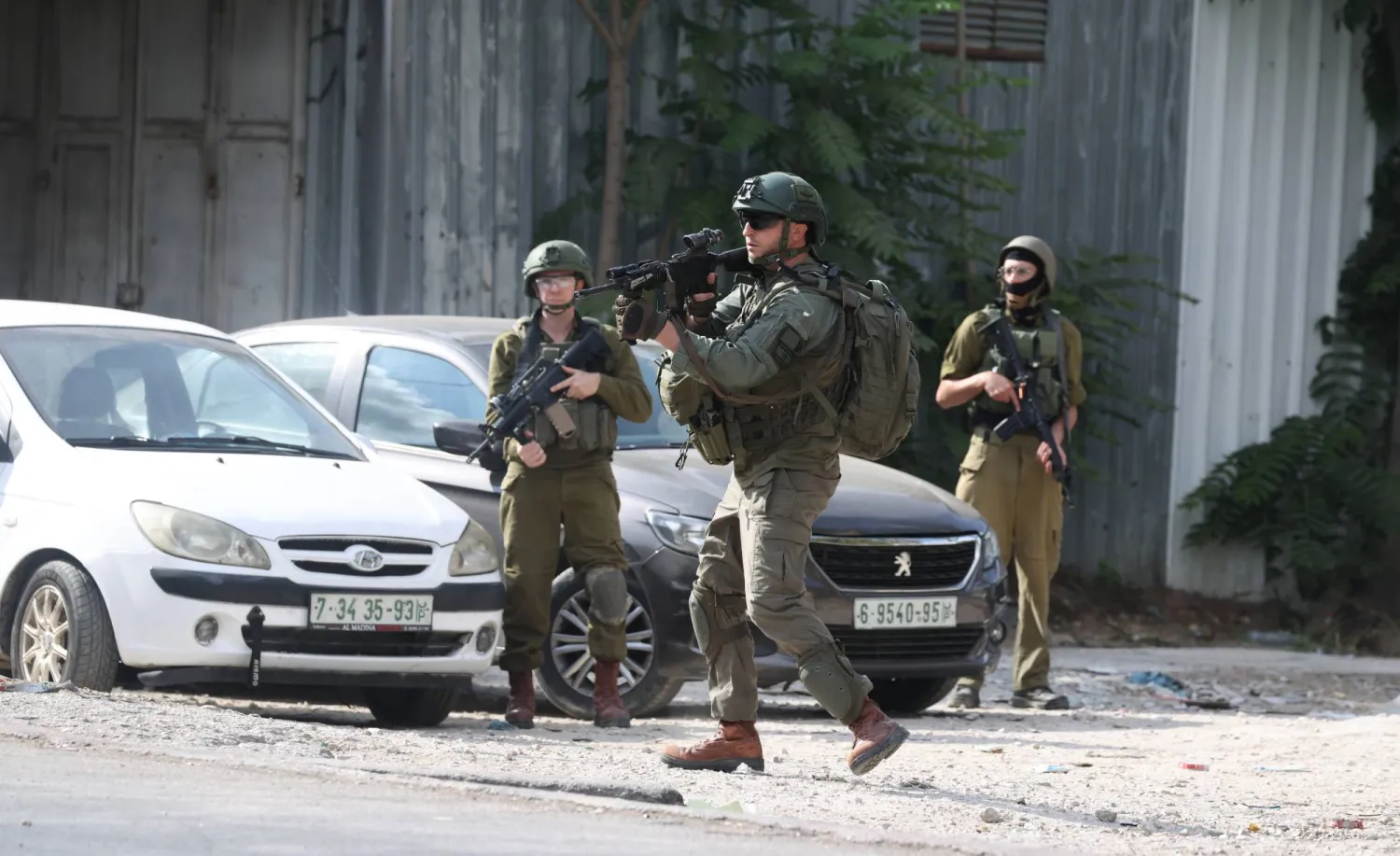 تصعيد إسرائيلي على الفلسطينيين في الضفة الغربية (إ.ب.أ)