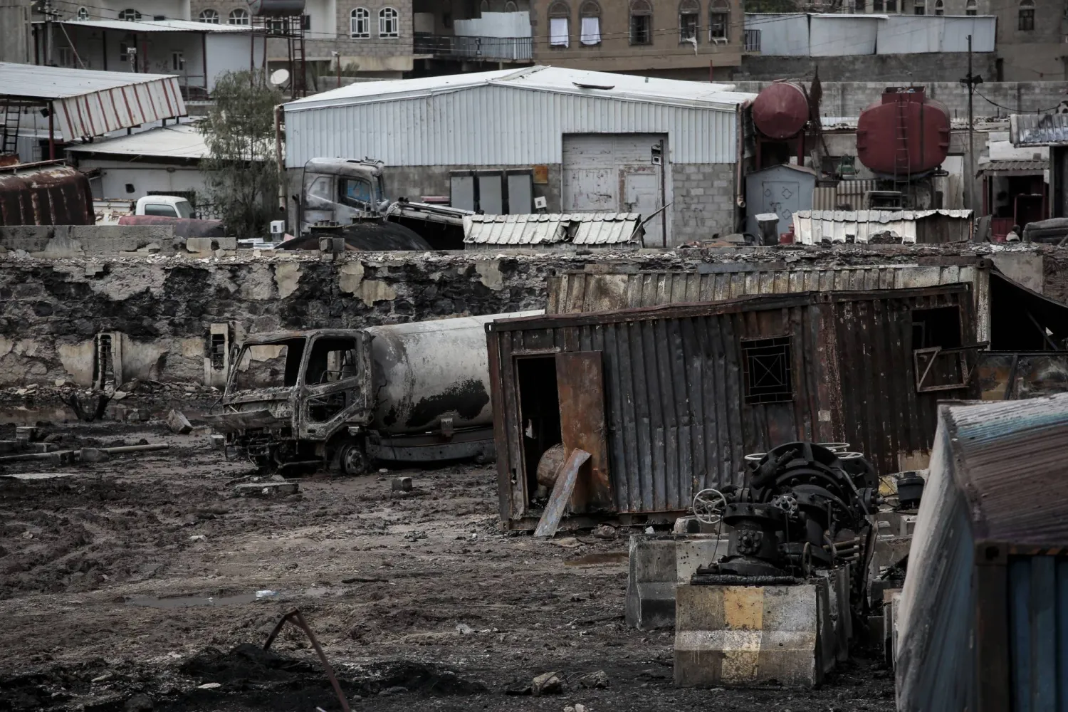 25 August 2025, Yemen, Sanaa: A view of a damaged gas station after it was hit by Israeli airstrikes on Sanaa. 
Photo: Osamah Yahya/dpa