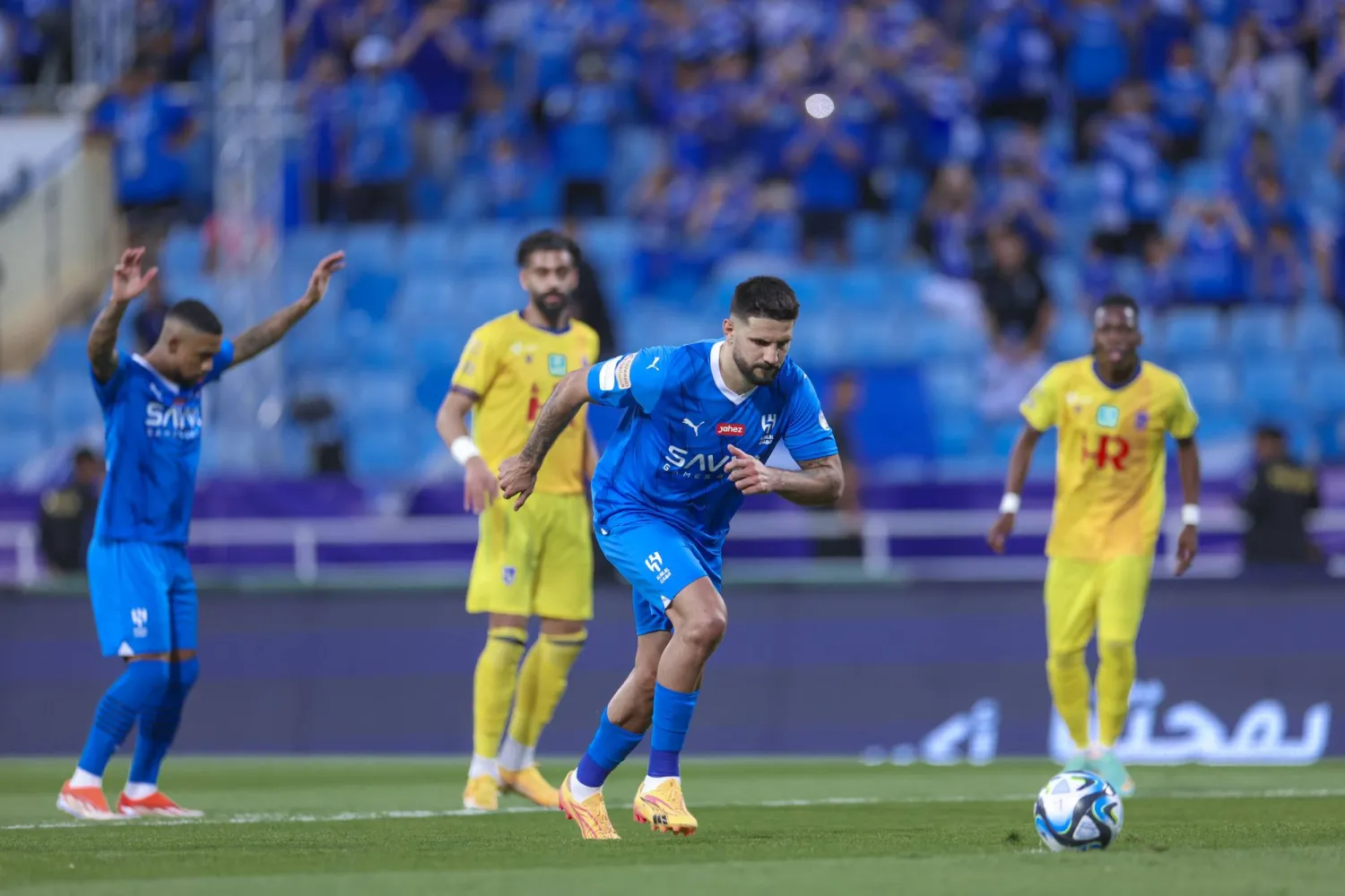 الهلال سجّل نفسه أكثر الفرق حصولاً على ركلات الجزاء يأتي بعده النصر (تصوير: يزيد السمراني)