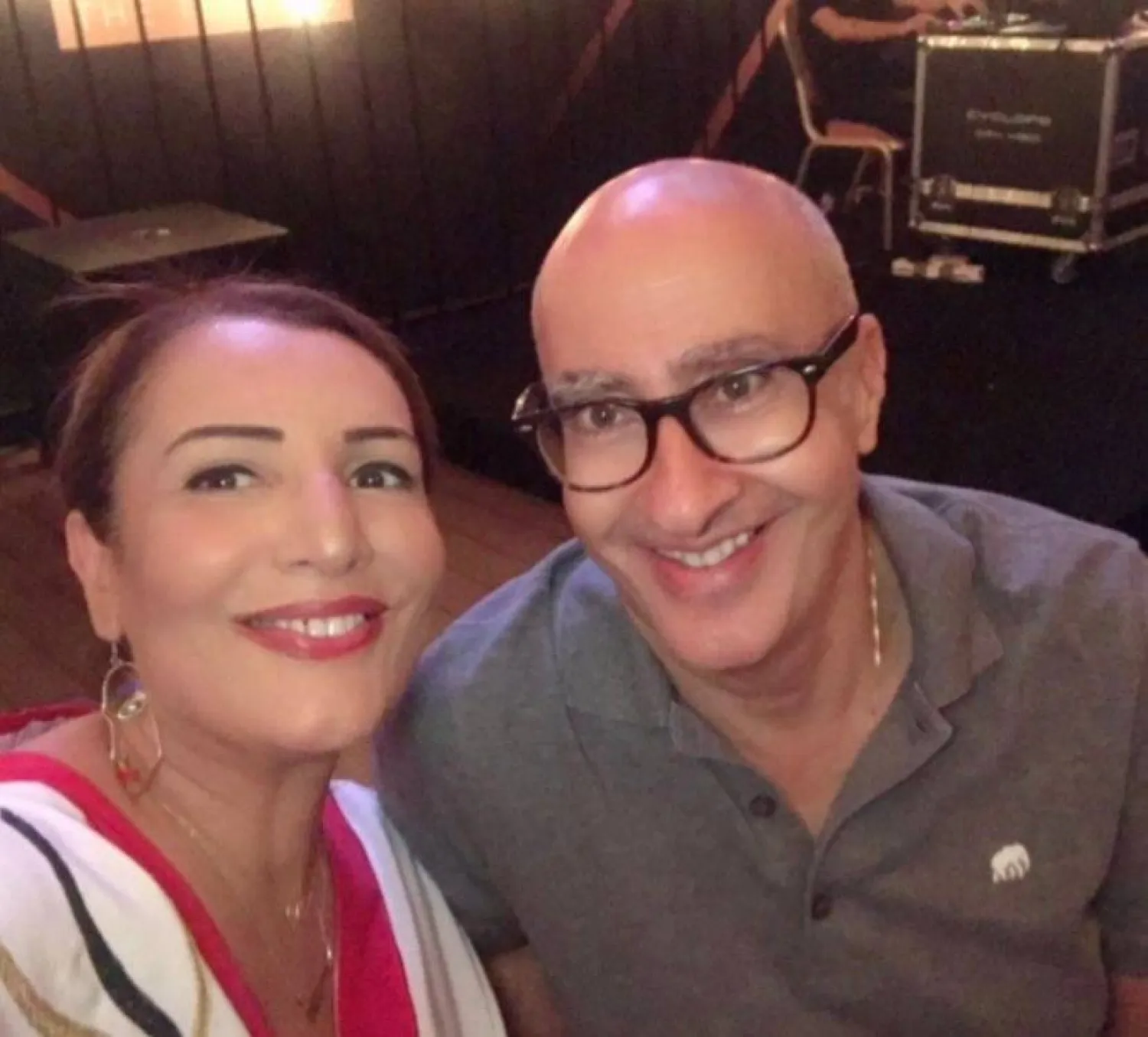 حبشي مع أنطوان خليفة مدير البرنامج السينمائي العربي في «البحر الأحمر» (حسابها الشخصي)