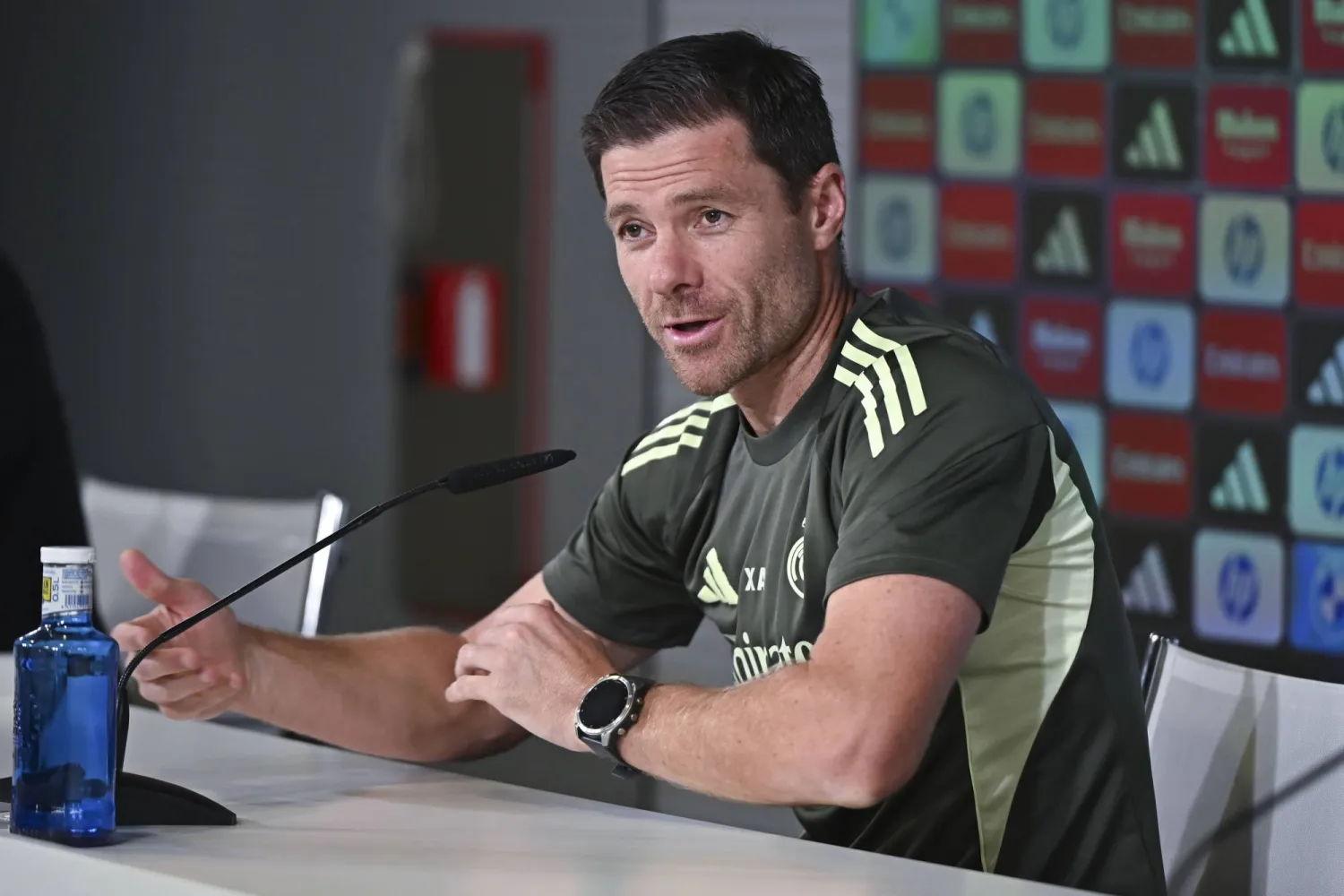 تشابي ألونسو مدرب ريال مدريد (إ.ب.أ)