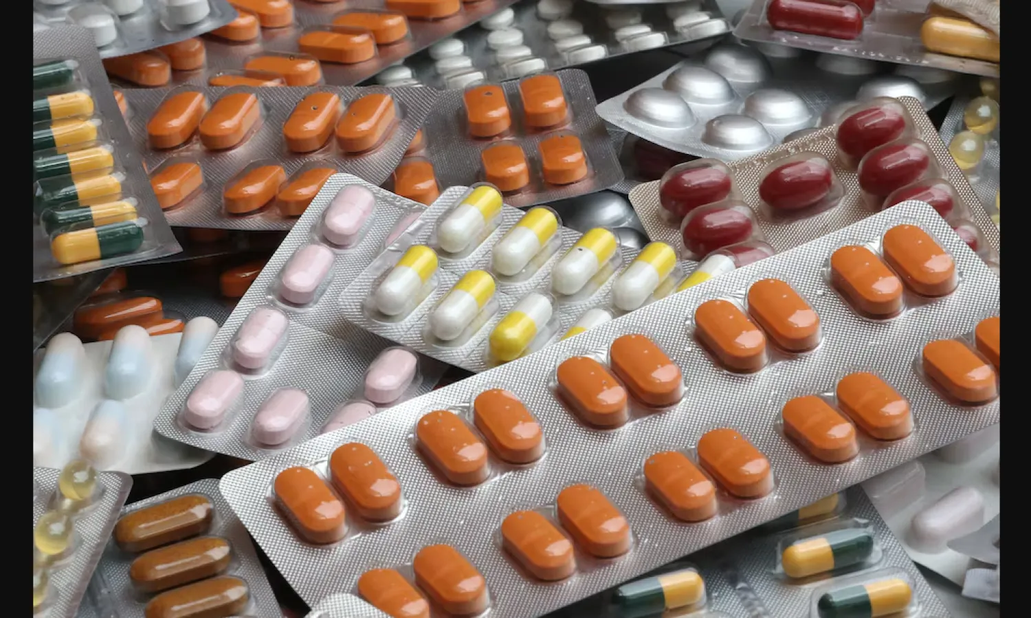 الآثار الجانبية للجهاز الهضمي تُعد الأكثر شيوعاً عند تناول مُكمّلات المغنيسيوم (رويترز)