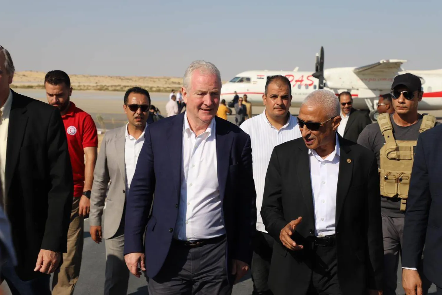 محافظ شمال سيناء يستقبل أعضاء من مجلس الشيوخ الأميركي (المحافظة)