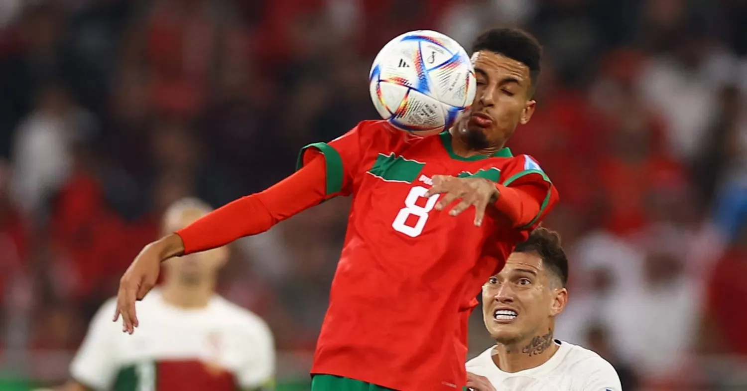 لاعب الوسط المغربي عز الدين أوناحي (رويترز)