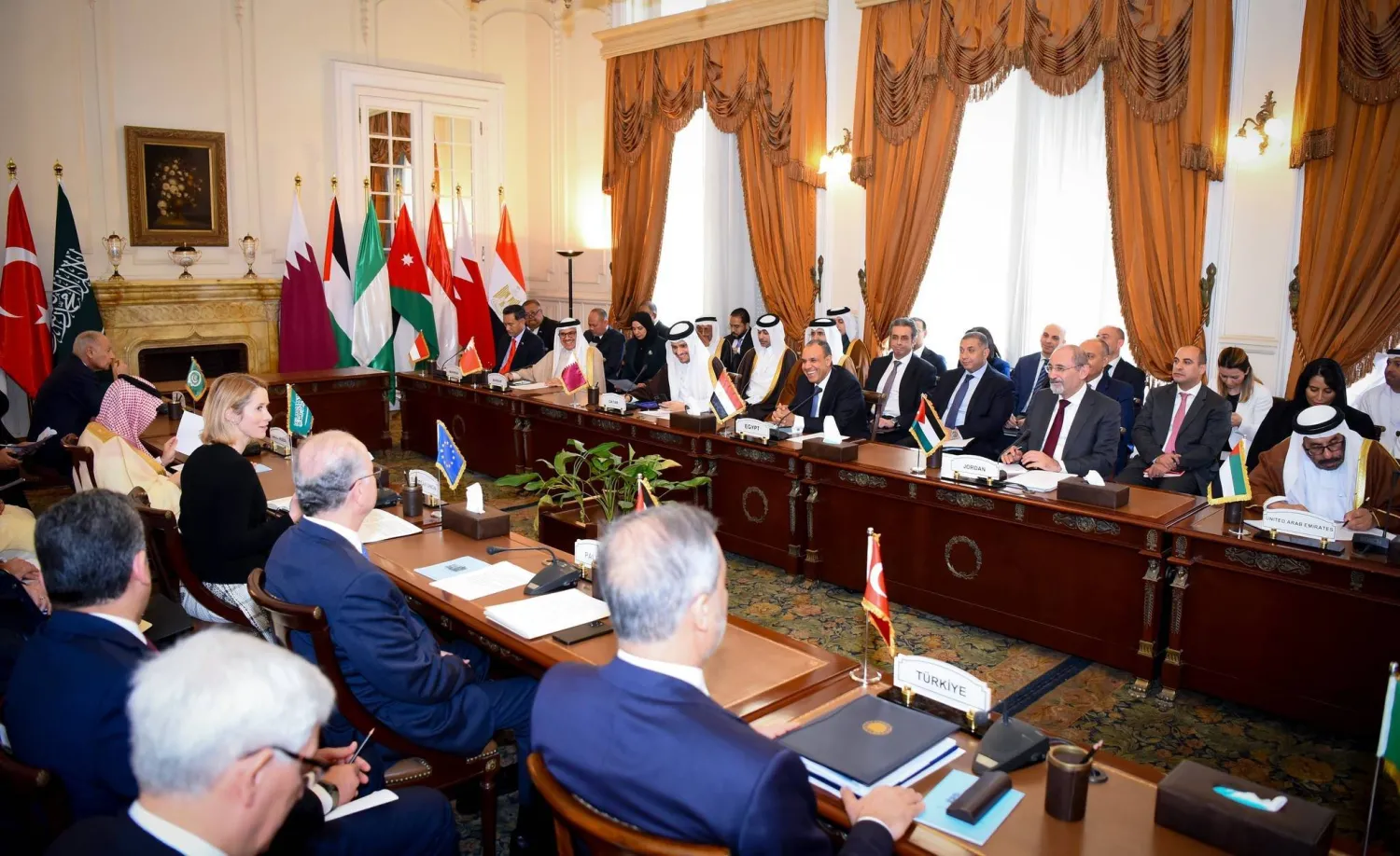 جانب من اجتماع اللجنة الوزارية العربية - الإسلامية بمشاركة أوروبية بالعاصمة القاهرة في شهر مارس الماضي (الخارجية المصرية)