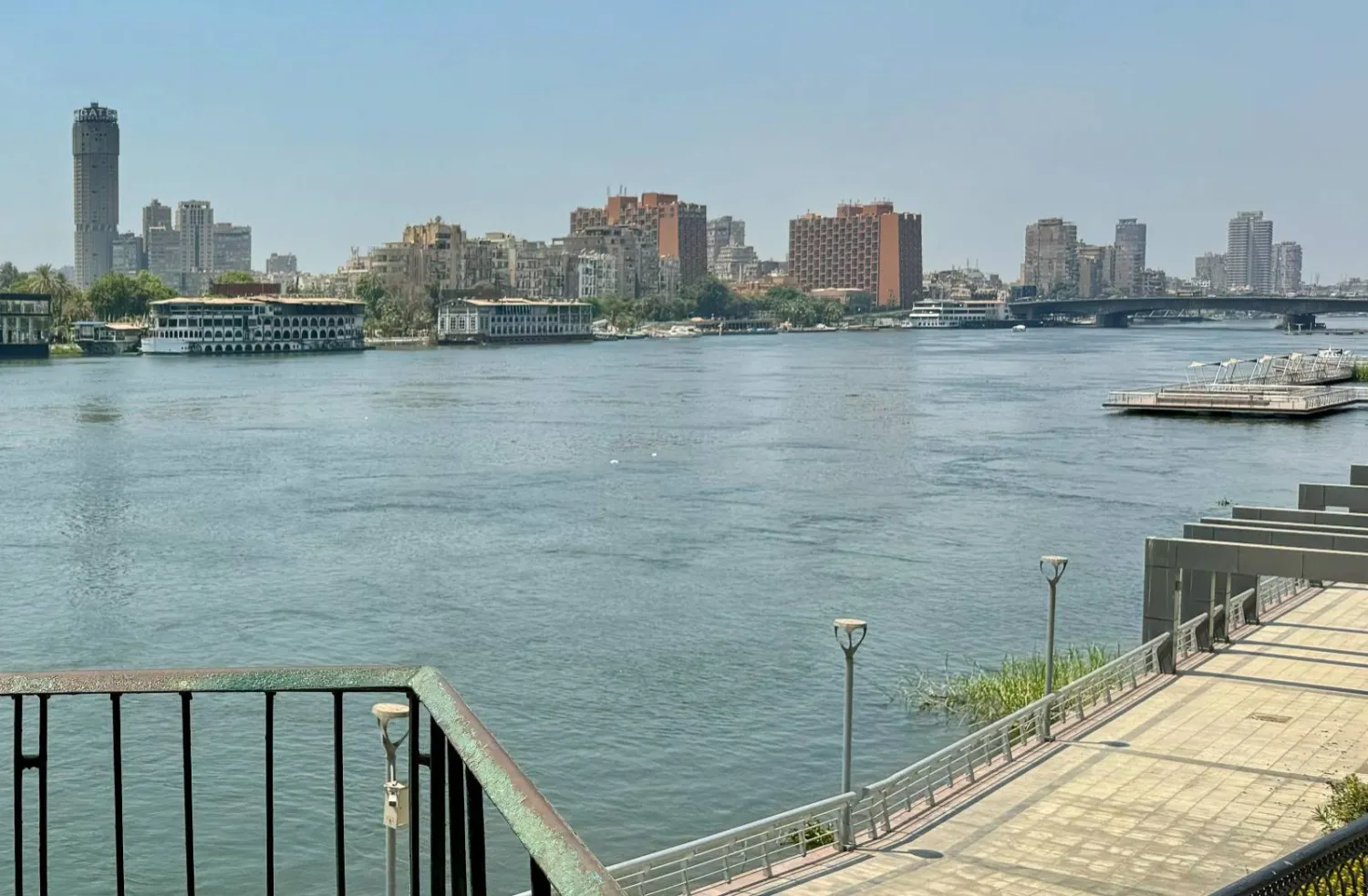 أزالت مصر الحواجز الأمنية أمام السفارة البريطانية في ضاحية جاردن سيتي (تصوير: عبد الفتاح فرج)