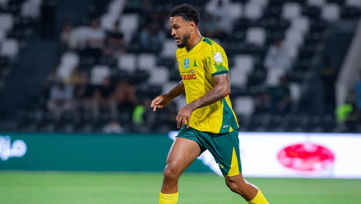 كينغ قدم أداء رائعاً في إطلالته الأولى (نادي الخليج) 