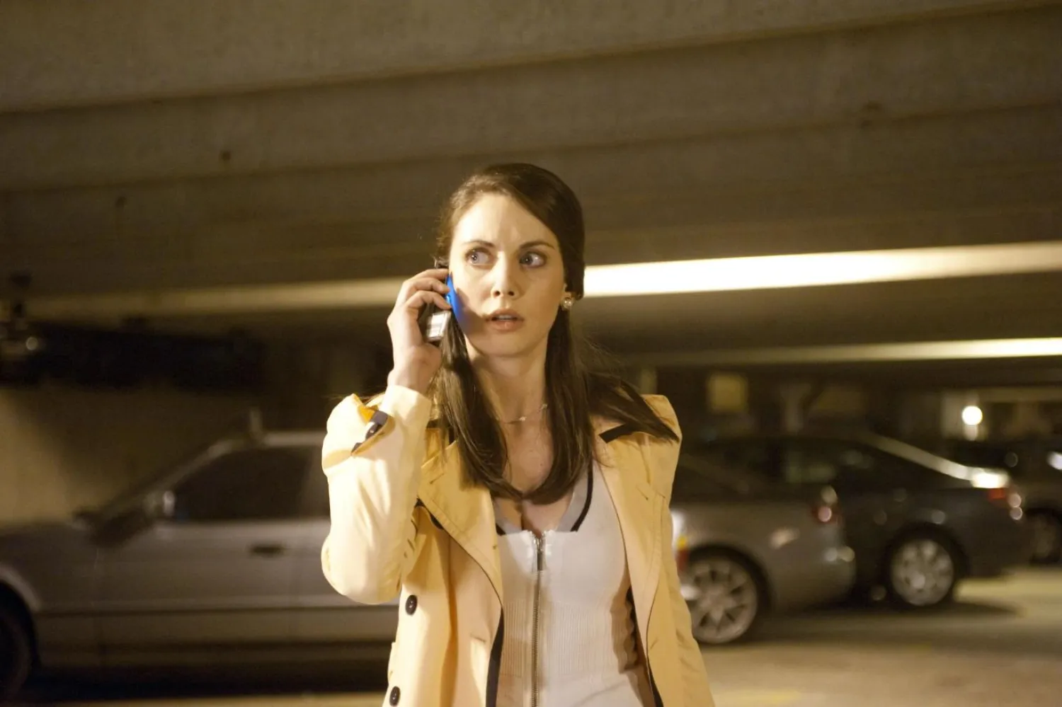 Alison Brie'nin canlandırdığı Rebecca Walters karakteri, Çığlık 4'te ölmüştü (Dimension Films)