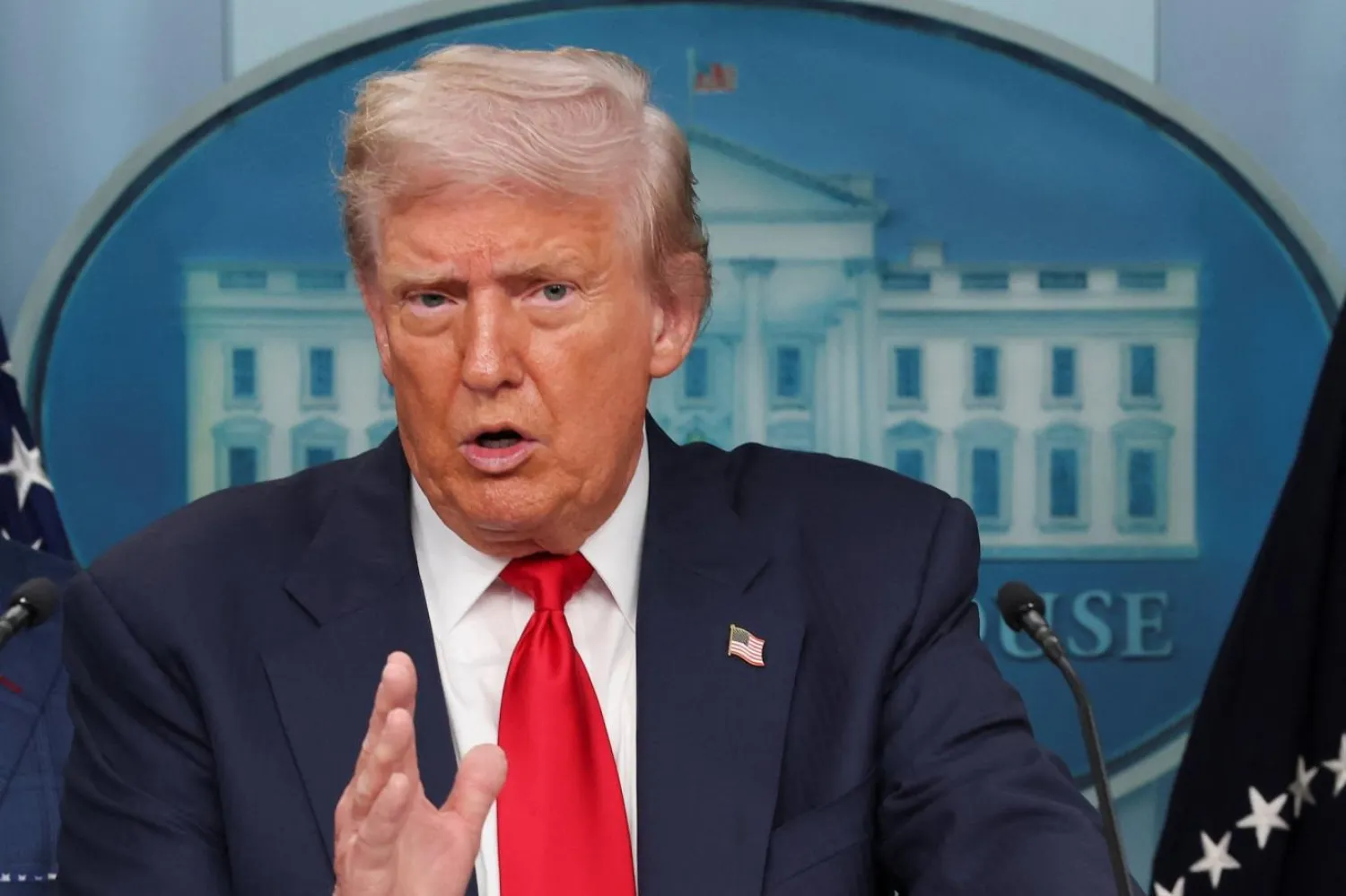 Trump, Putin'le görüşmenin "epey karmaşık geçebileceğini" söylemişti (Reuters)