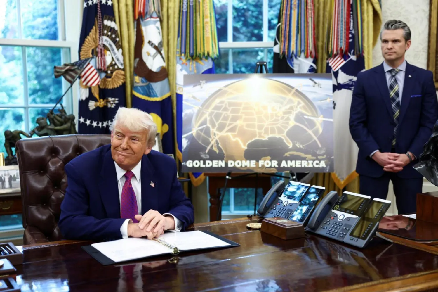 Trump, Altın Kubbe’nin tanıtımını mayısta Savunma Bakanı Pete Hegseth’le yapmıştı (Reuters)
