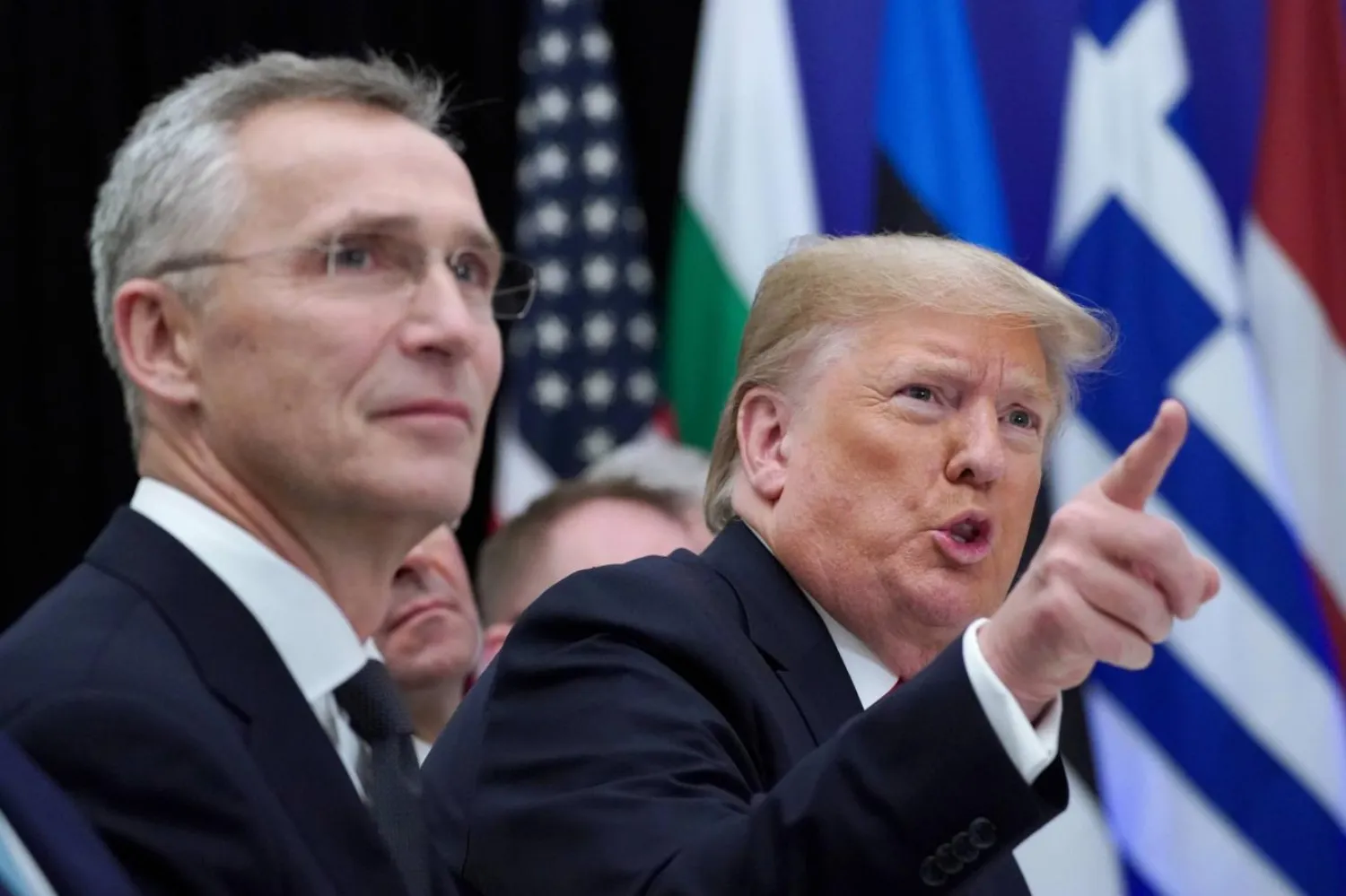 Stoltenberg (solda), Trump'ın Nobel Ödülü talebine dair yorum yapmadı (Reuters)