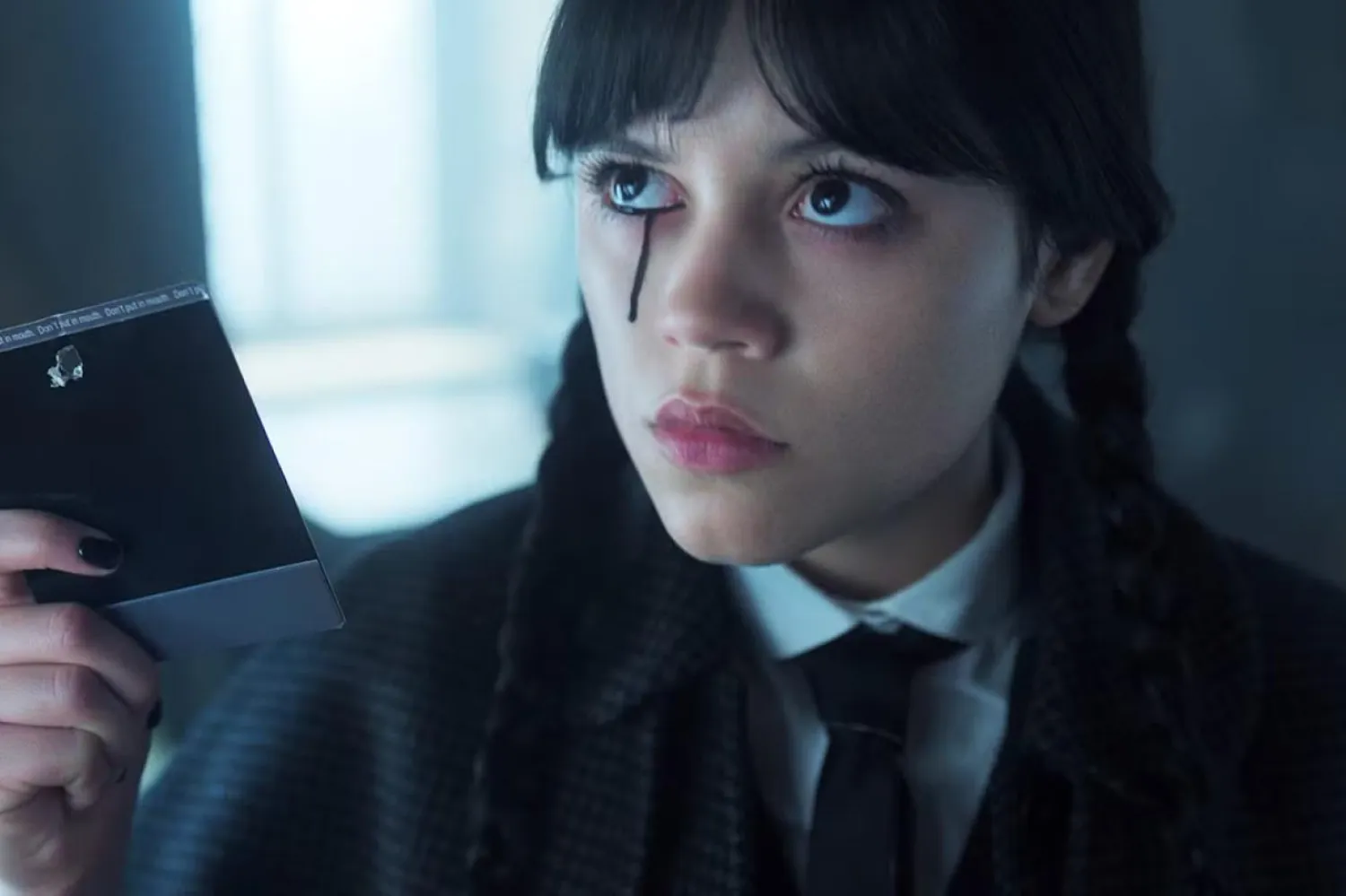 Alfred Gough ve Miles Millar'ın yarattığı doğaüstü gizem ve komedi dizisi Wednesday'in başrolünde, Hollywood'un 22 yaşındaki yükselen yıldızı Jenna Ortega yer alıyor (Netflix)