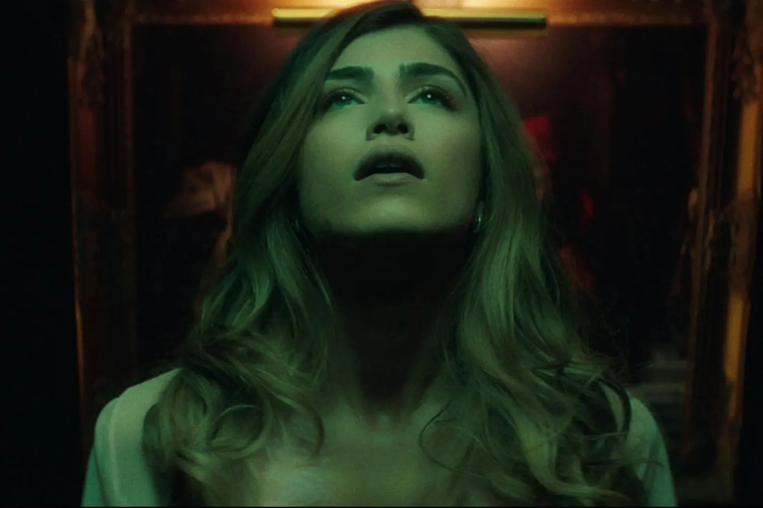 30 yaşındaki Amerikalı oyuncu Maddie Hasson, bilimkurgu türündeki Elevation ve James Wan imzalı korku filmi Habis'teki (Malignant) rolleriyle de tanınıyor (Bleecker Street)