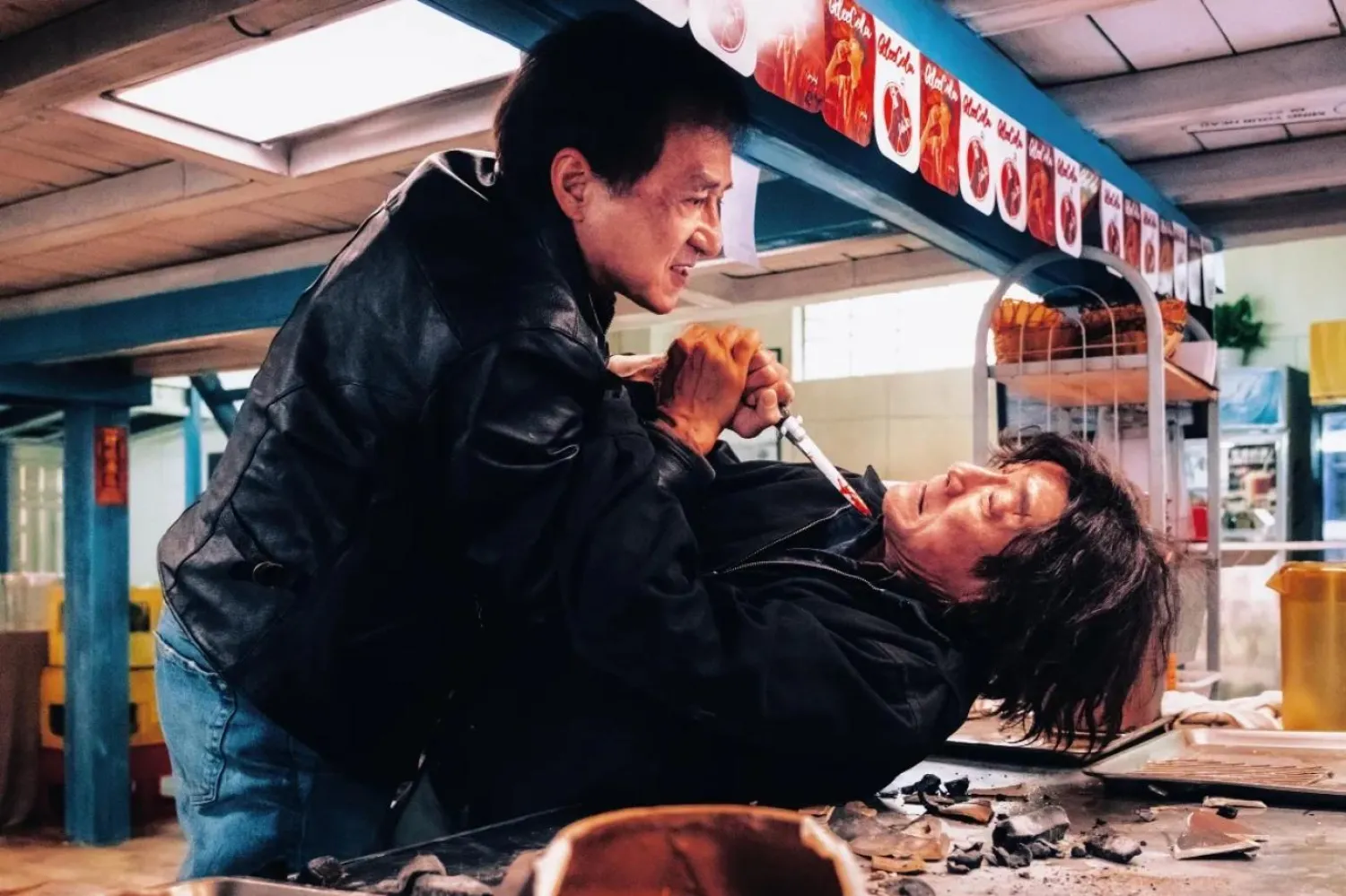 Yaklaşık 2,5 saatlik The Shadow's Edge, eleştiri derleme sitesi Rotten Tomatoes'da yüzde 97'lik izleyici skoruna sahip (Golden Network Asia)