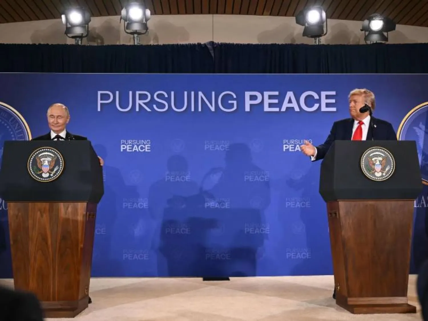 ABD Başkanı Donald Trump, Rusya Devlet Başkanı Vladimir Putin basın toplantısında
