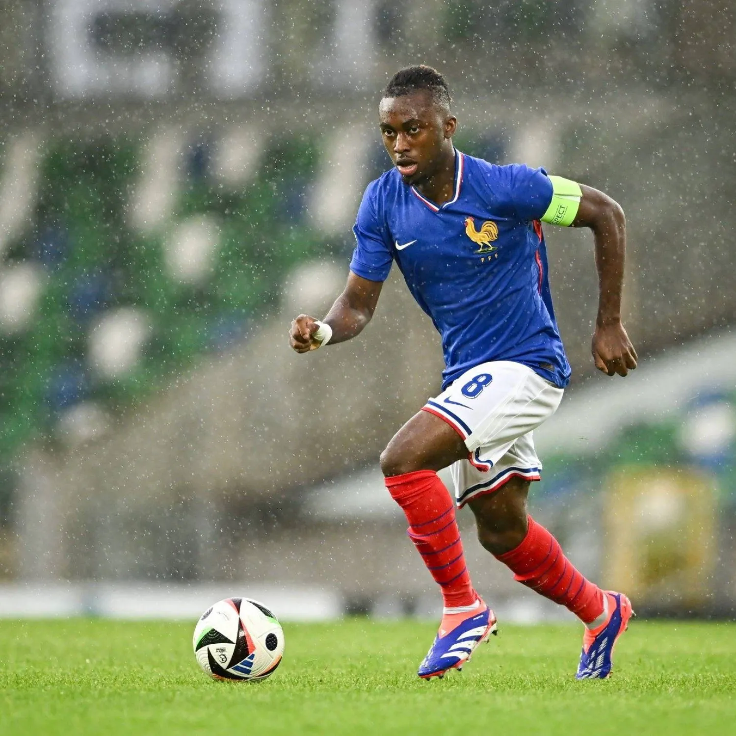 فالنتين أتانجانا (وسائل إعلام فرنسية)