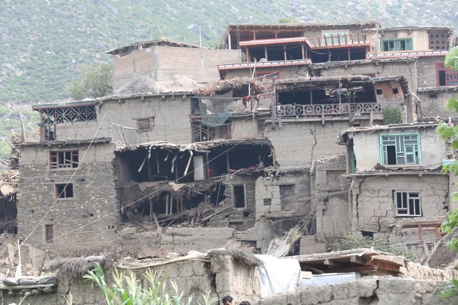 Damaged buildings after an earthquake in Kunar, Afghanistan, 01 September 2025. (EPA)