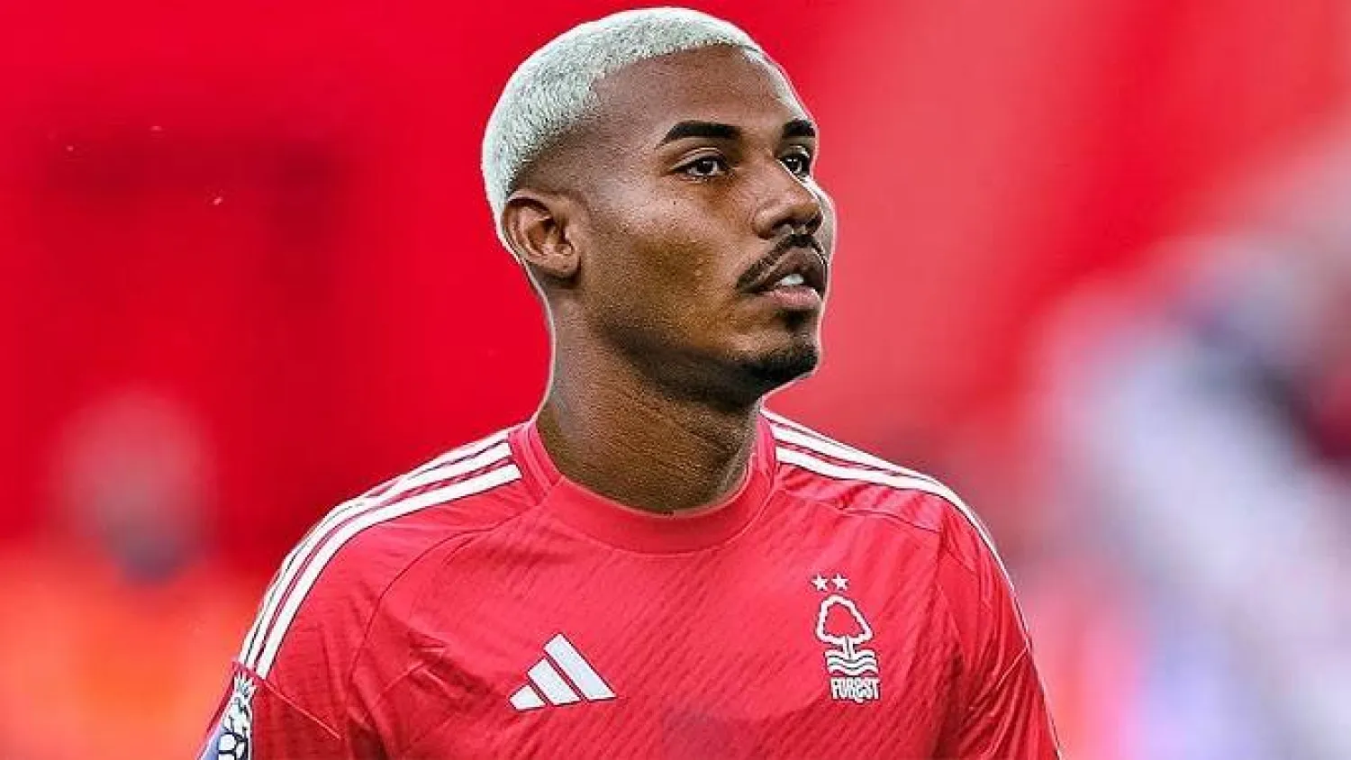 المدافع البرازيلي كويابانو (نادي نوتنغهام فورست)