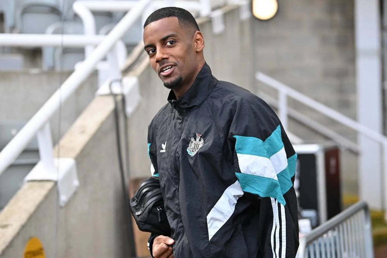 Newcastle United's Swedish striker #14 Alexander Isak arrives for the English Premier League football match between Newcastle United and Manchester United at St James' Park in Newcastle-upon-Tyne, north east England on April 13, 2025. (AFP)