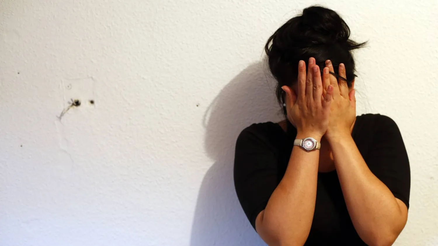 جيل «زد» أصبح أكثر تعاسةً ويأساً من الأشخاص في منتصف العمر (رويترز)