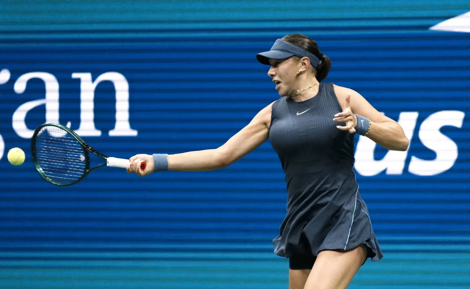 أماندا أنيسيموفا (رويترز)