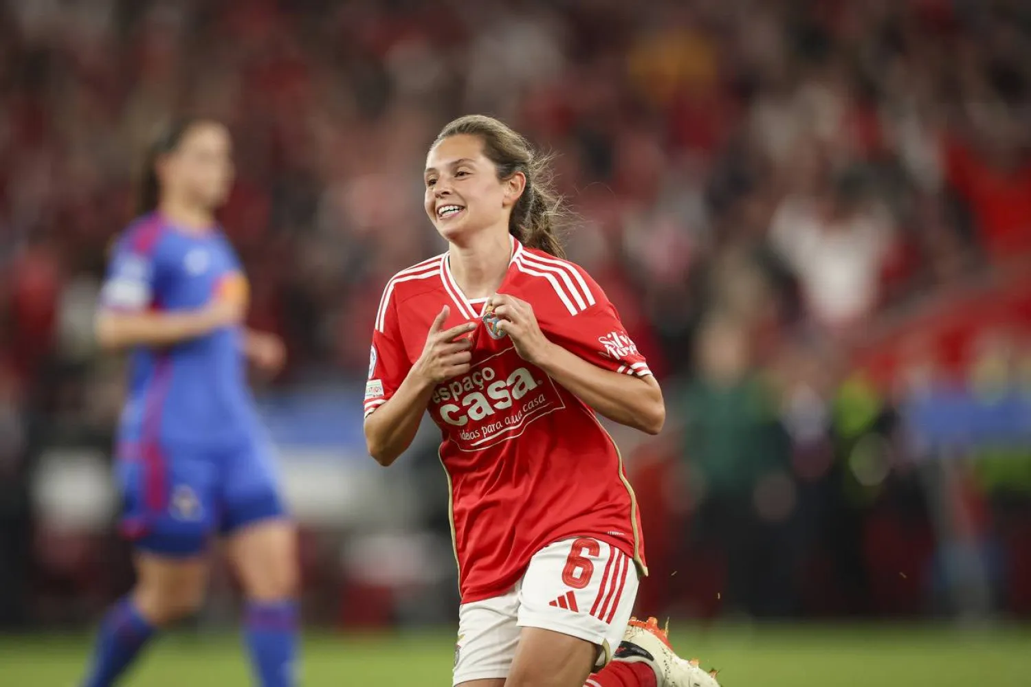 الدولية البرتغالية أندريا فيريرا (نادي بنفيكا)