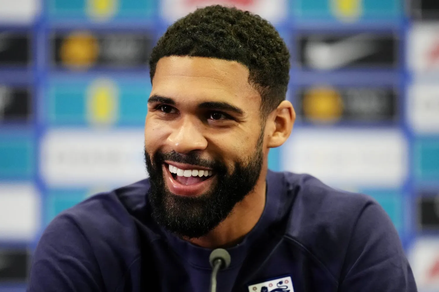 روبن لوفتوس تشيك (د.ب.أ)