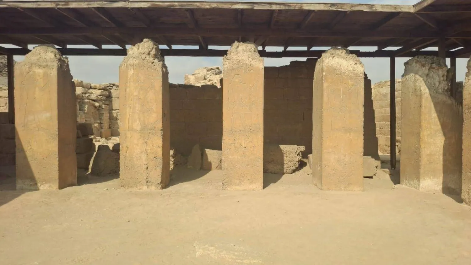 جانب من آثار منطقة أبو صير (وزارة السياحة والآثار)