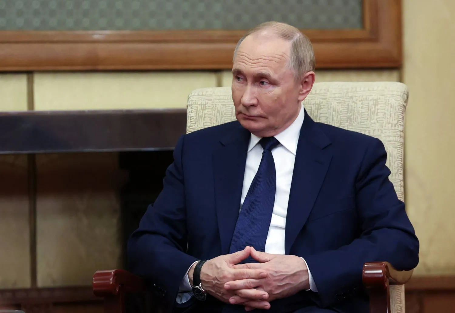 الرئيس الروسي فلاديمير بوتين يحضر اجتماعاً في بكين (إ.ب.أ)