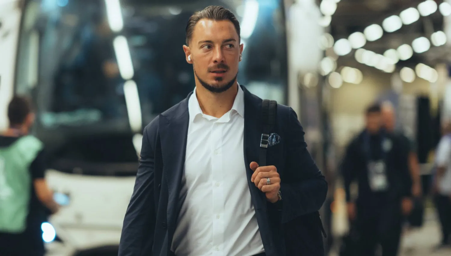 مشروع يايسله الفني قائم على الانضباط أولاً في منظومة الفريق (النادي الأهلي) 